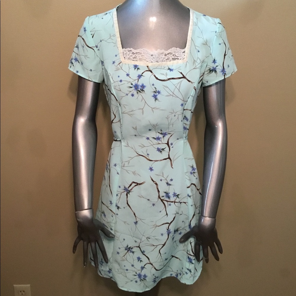 Vintage Possessed Clothing Co floral dress EUC